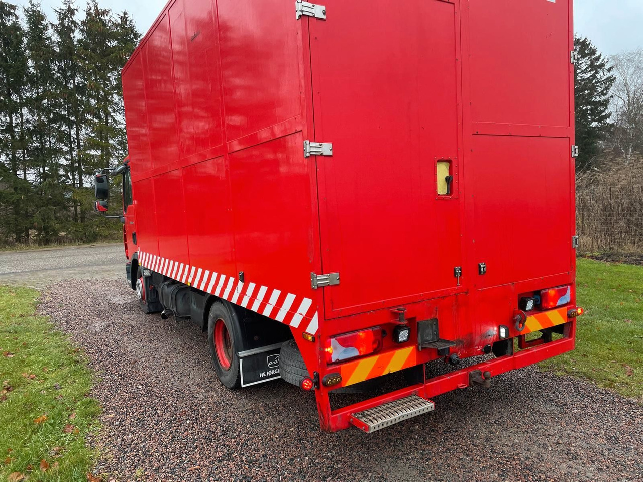 MAN TGL 10.210 Fg MAN TGL 10.210 Fg Tier & Pferde transport - משאית תיבה: תמונה 5 MAN TGL 10.210 Fg MAN TGL 10.210 Fg Tier & Pferde transport - משאית תיבה: תמונה 5