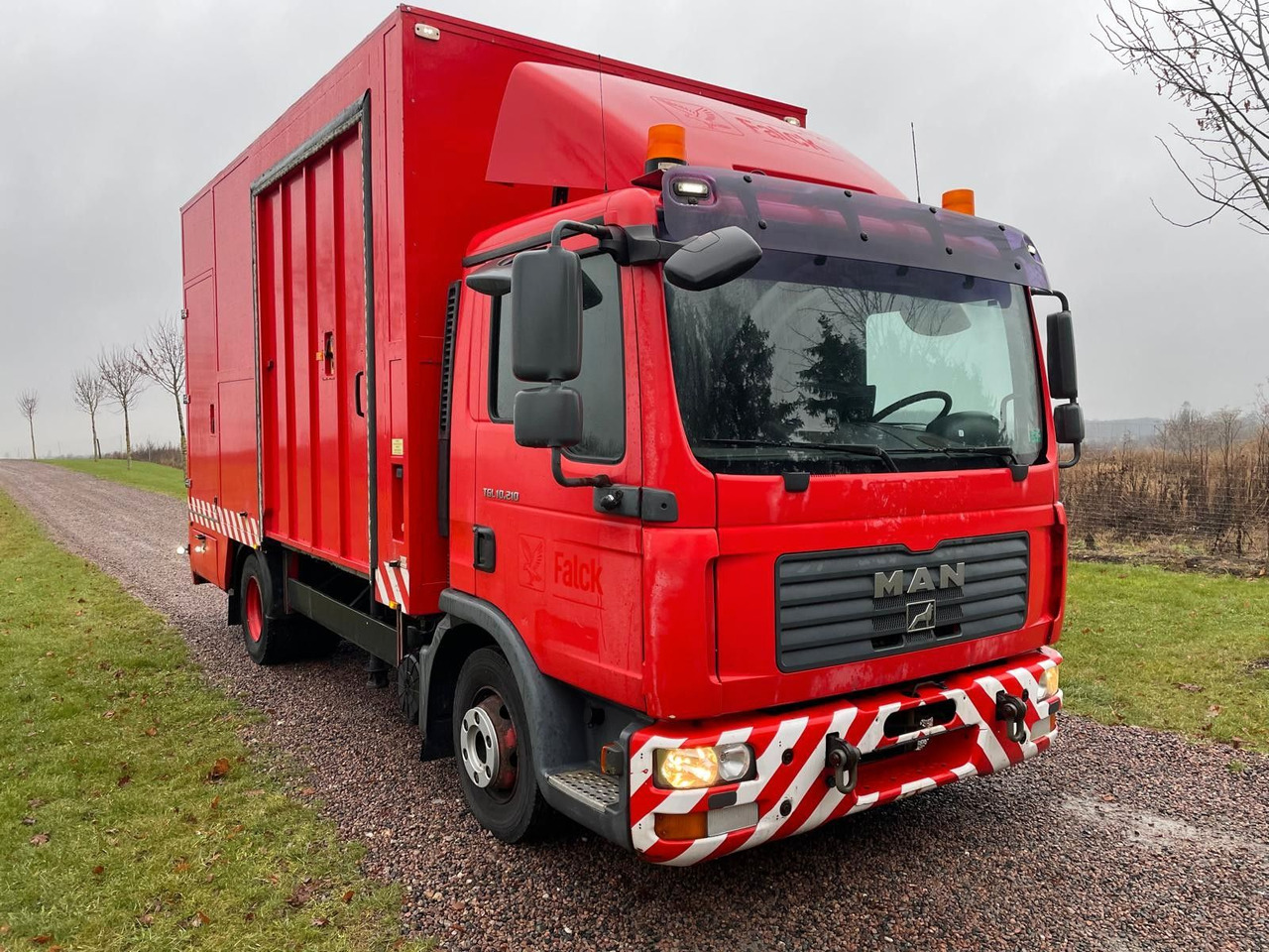 MAN TGL 10.210 Fg MAN TGL 10.210 Fg Tier & Pferde transport - משאית תיבה: תמונה 1 MAN TGL 10.210 Fg MAN TGL 10.210 Fg Tier & Pferde transport - משאית תיבה: תמונה 1