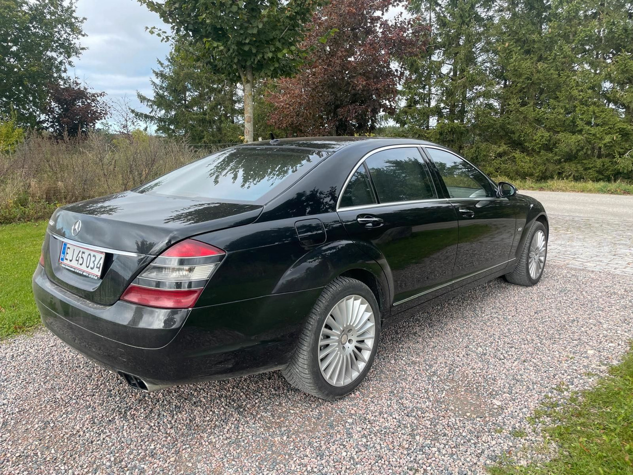 Mercedes-Benz S 600 S-Klasse Limousine - רכב סטיישן: תמונה 4 Mercedes-Benz S 600 S-Klasse Limousine - רכב סטיישן: תמונה 4