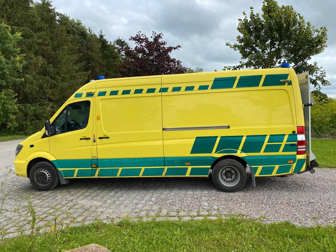 Mercedes-Benz Sprinter 519 CDI MAXI +Lift *20 000€ netto - אמבולנס: תמונה 4 Mercedes-Benz Sprinter 519 CDI MAXI +Lift *20 000€ netto - אמבולנס: תמונה 4