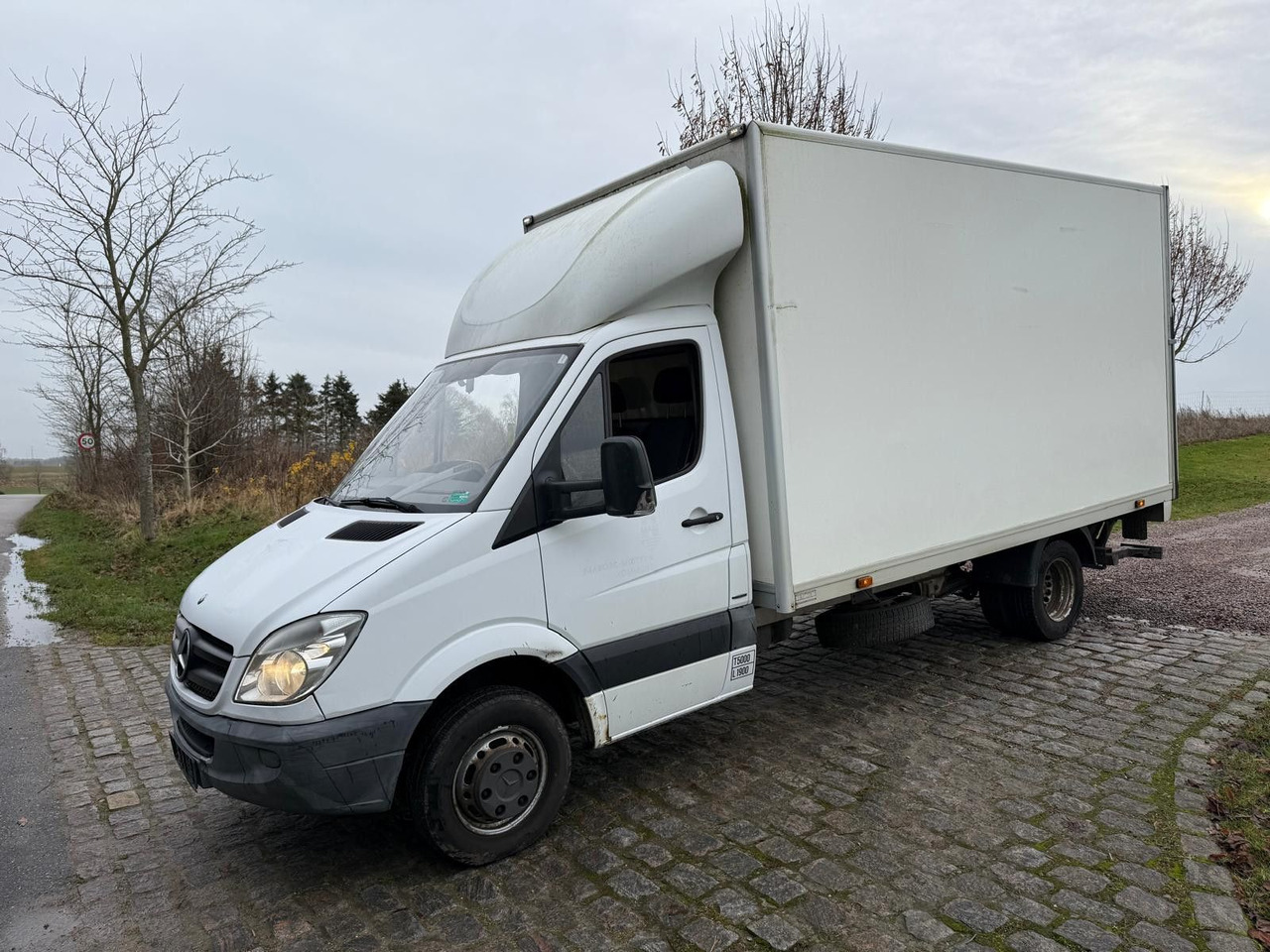 Mercedes-Benz Sprinter II 316 CDI Box + Lift *8200 EUR netto - כלי רכב מסחרי עם לוח: תמונה 2 Mercedes-Benz Sprinter II 316 CDI Box + Lift *8200 EUR netto - כלי רכב מסחרי עם לוח: תמונה 2