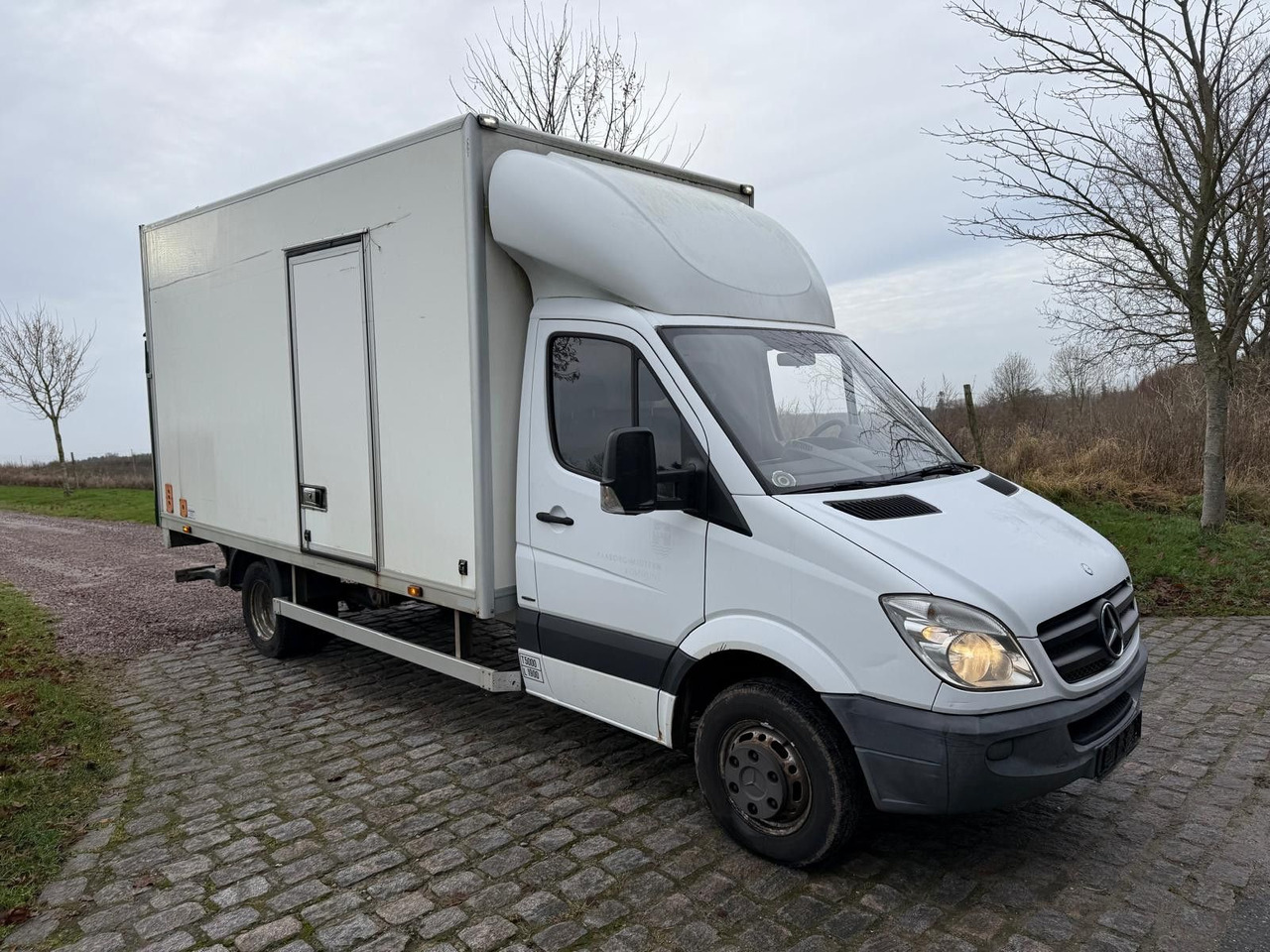 Mercedes-Benz Sprinter II 316 CDI Box + Lift *8200 EUR netto - כלי רכב מסחרי עם לוח: תמונה 1 Mercedes-Benz Sprinter II 316 CDI Box + Lift *8200 EUR netto - כלי רכב מסחרי עם לוח: תמונה 1