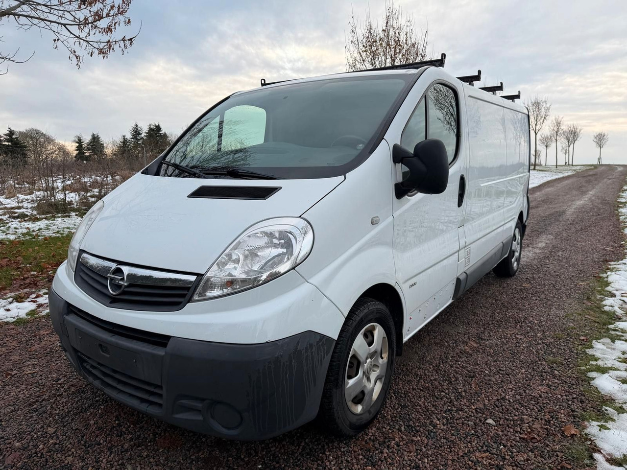 Opel Vivaro 2.0 CDTi *A/C *Long *nur 119000km - כלי רכב מסחרי עם לוח: תמונה 1 Opel Vivaro 2.0 CDTi *A/C *Long *nur 119000km - כלי רכב מסחרי עם לוח: תמונה 1