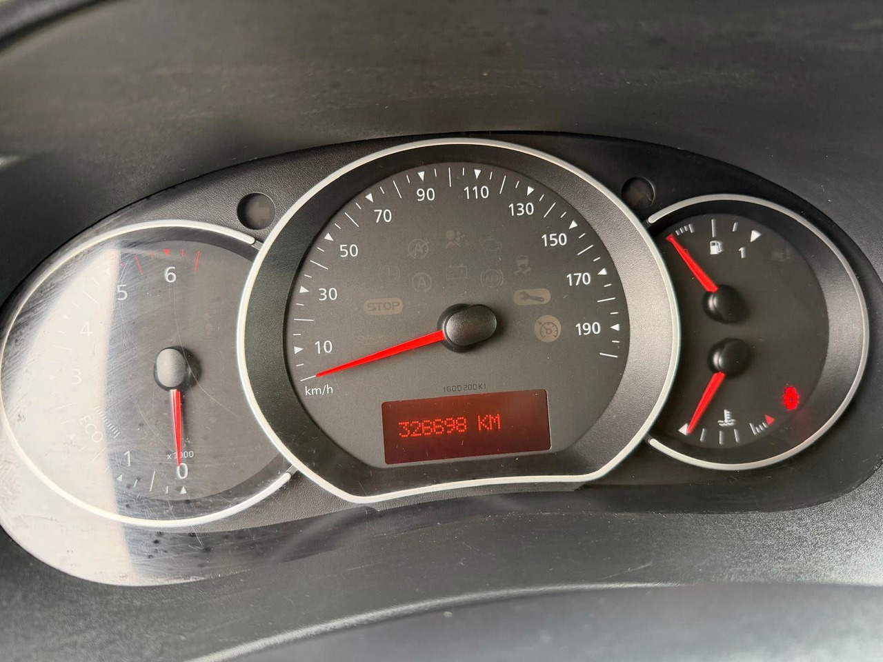 כלי רכב מסחרי קטן Renault Kangoo Rapid 1.5 DCI Basis LONG: תמונה 12 כלי רכב מסחרי קטן Renault Kangoo Rapid 1.5 DCI Basis LONG: תמונה 12