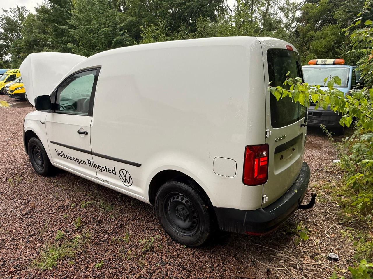 Volkswagen Caddy 2.0 TDI *A/C *ENGINE DEFECT - כלי רכב מסחרי קטן: תמונה 5 Volkswagen Caddy 2.0 TDI *A/C *ENGINE DEFECT - כלי רכב מסחרי קטן: תמונה 5