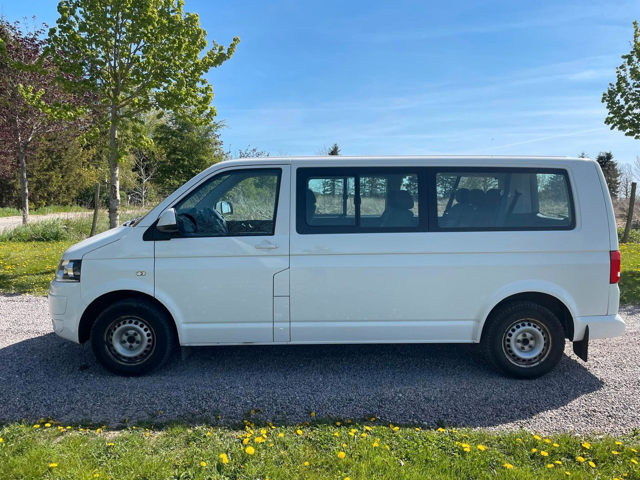 Volkswagen T5 Caravelle 2.0 TDI DSG Comfortline Lang - כלי רכב מסחרי לנוסעים: תמונה 2 Volkswagen T5 Caravelle 2.0 TDI DSG Comfortline Lang - כלי רכב מסחרי לנוסעים: תמונה 2