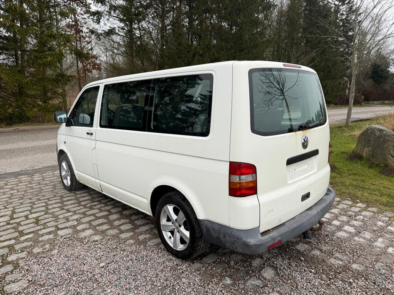 Volkswagen T5 Transporter 1.9 TDI *9 Sitze *RESERVED RO - כלי רכב מסחרי לנוסעים: תמונה 3 Volkswagen T5 Transporter 1.9 TDI *9 Sitze *RESERVED RO - כלי רכב מסחרי לנוסעים: תמונה 3
