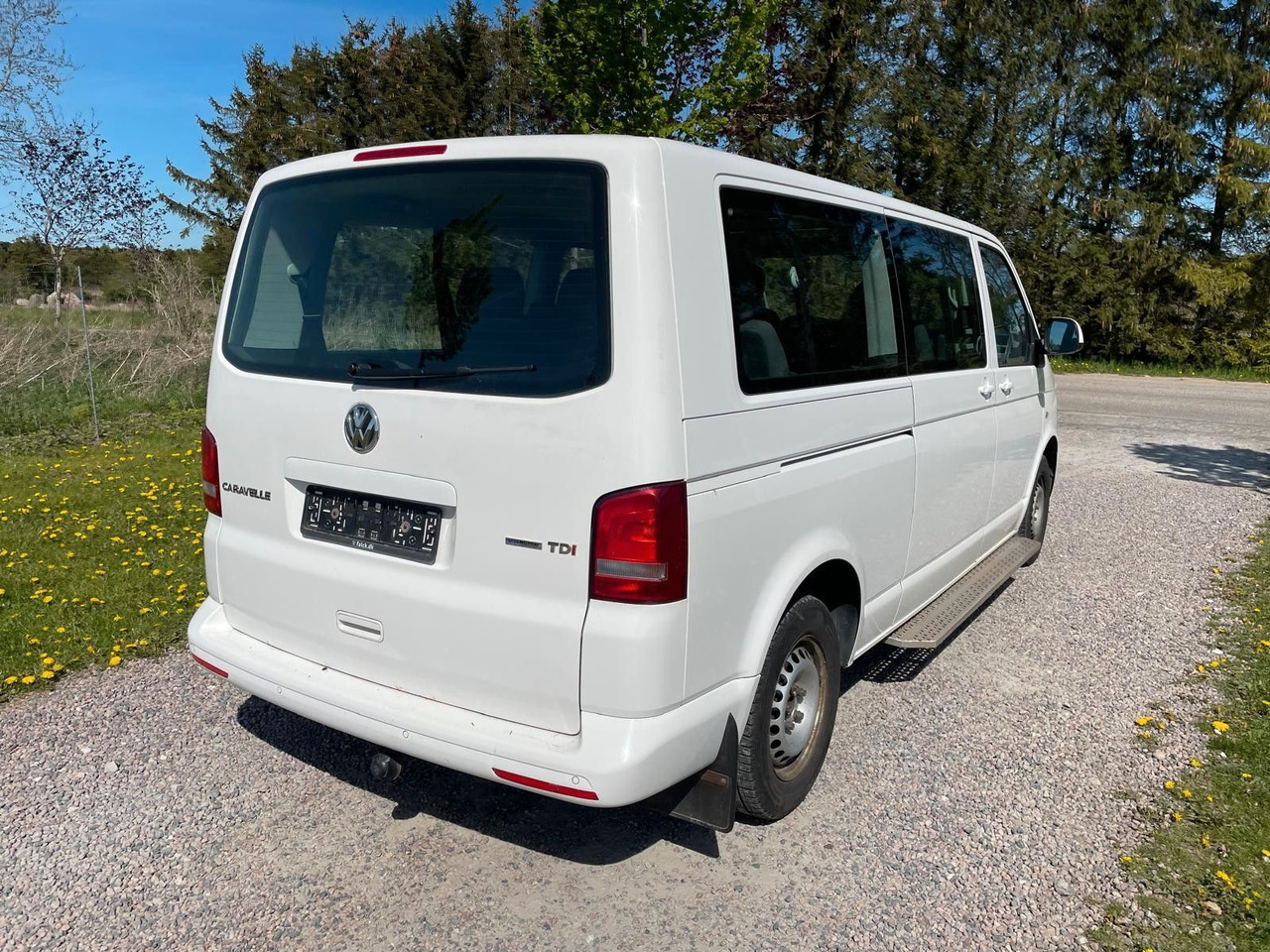 Volkswagen T5 Transporter Bus Caravelle Comfortline lang - כלי רכב מסחרי לנוסעים: תמונה 5 Volkswagen T5 Transporter Bus Caravelle Comfortline lang - כלי רכב מסחרי לנוסעים: תמונה 5