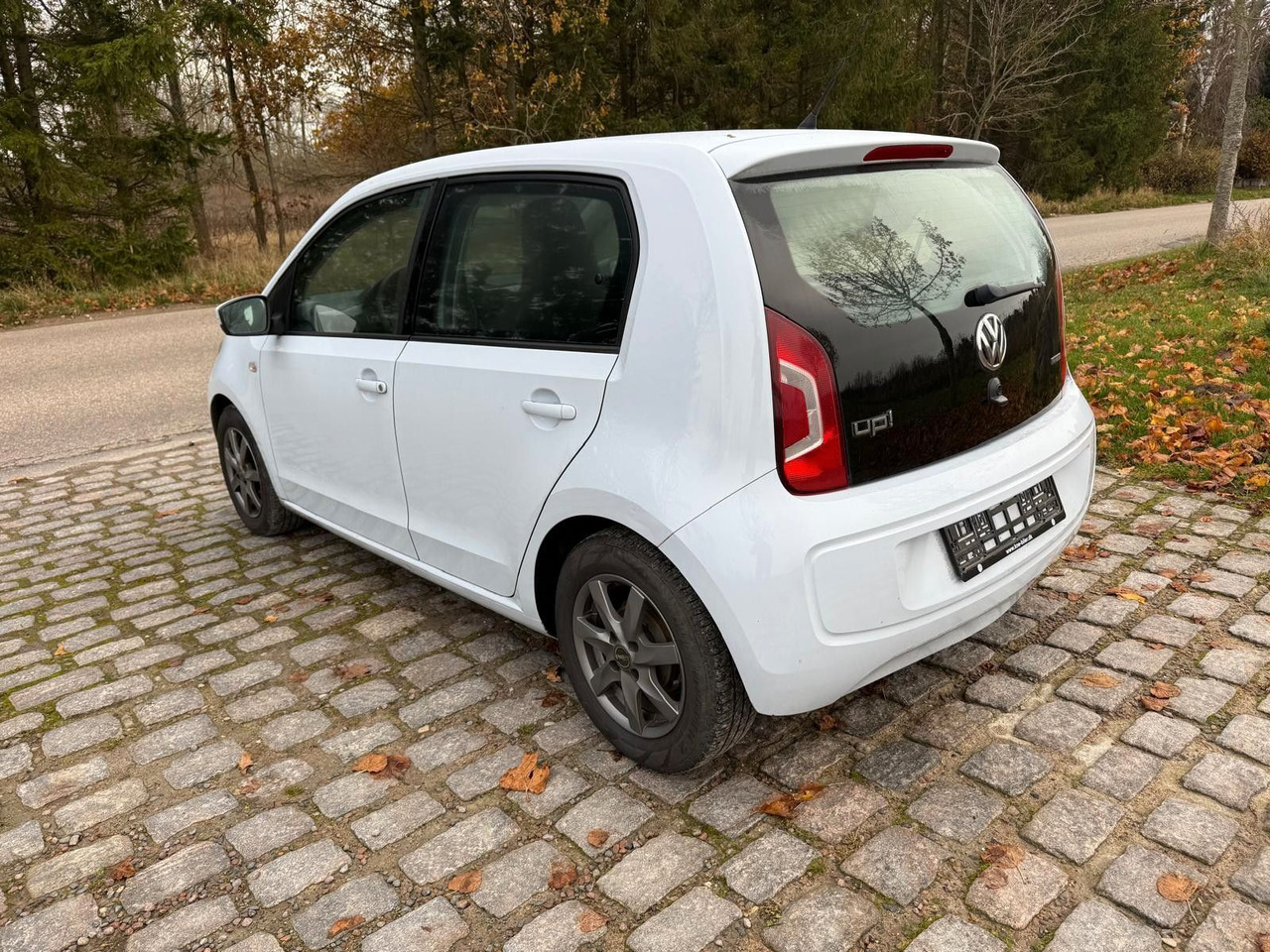 Volkswagen up! move up! BMT - מכונית: תמונה 3 Volkswagen up! move up! BMT - מכונית: תמונה 3