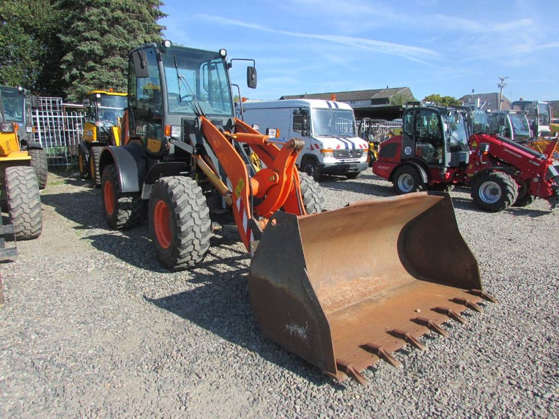 Komatsu WA 100 M-7 Radlader 31.000 EUR - מעמיס גלגלים: תמונה 3 Komatsu WA 100 M-7 Radlader 31.000 EUR - מעמיס גלגלים: תמונה 3