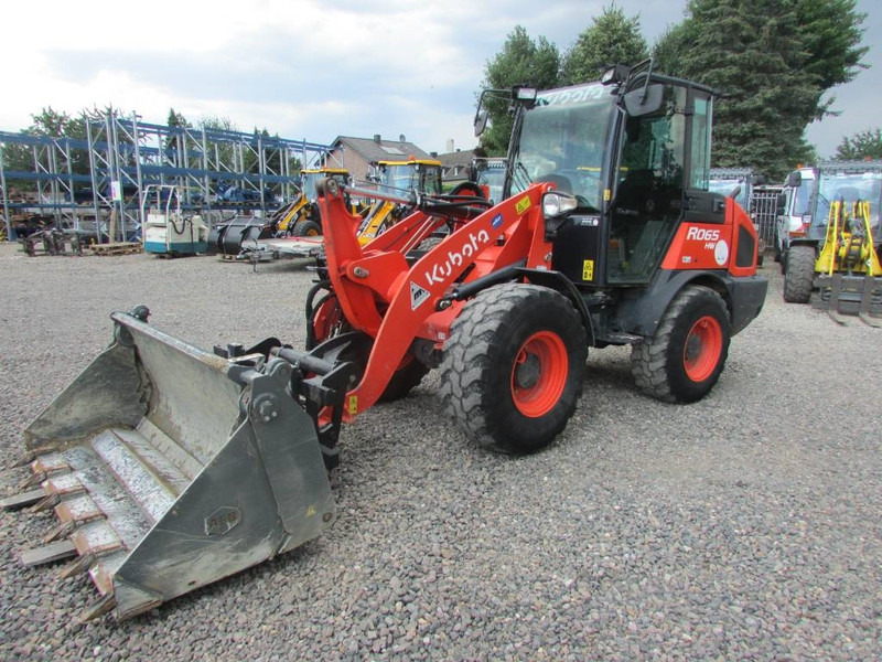 Kubota R 065 Radlader 31.000 EUR - מעמיס גלגלים: תמונה 2 Kubota R 065 Radlader 31.000 EUR - מעמיס גלגלים: תמונה 2