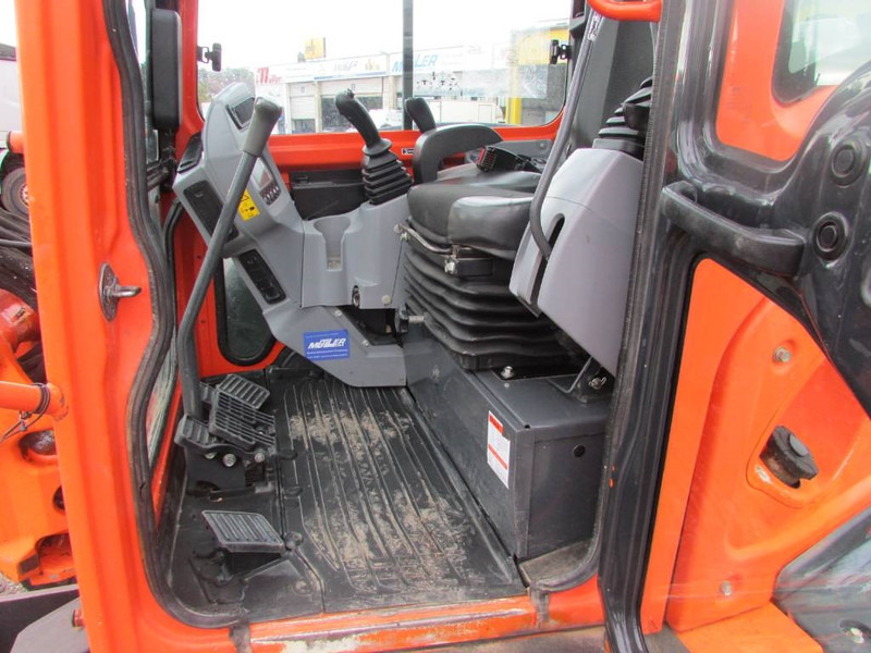 מיני מחפר Kubota U 55-4: תמונה 7