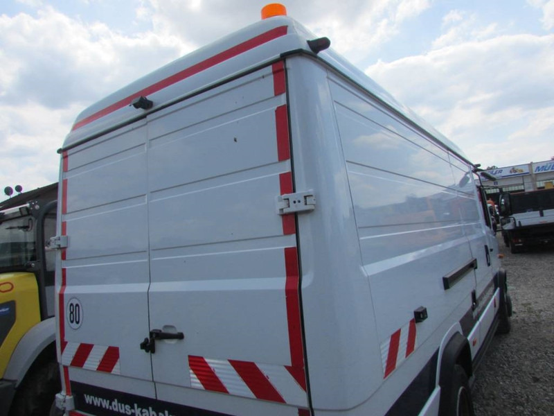 Mercedes-Benz 813 D Vario Kastenwagen - כלי רכב מסחרי עם לוח: תמונה 3 Mercedes-Benz 813 D Vario Kastenwagen - כלי רכב מסחרי עם לוח: תמונה 3