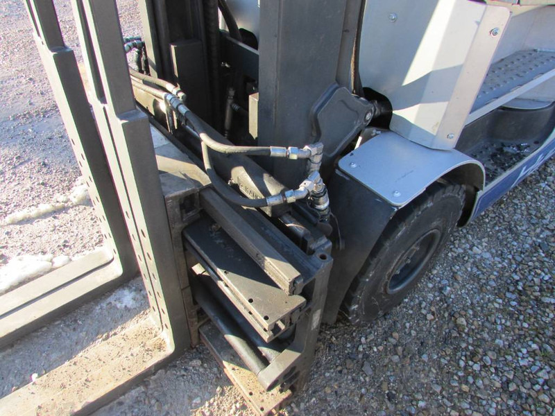 Still RX 70-30 H Hybrid / Diesel Stapler - מלגזת סולר: תמונה 4 Still RX 70-30 H Hybrid / Diesel Stapler - מלגזת סולר: תמונה 4