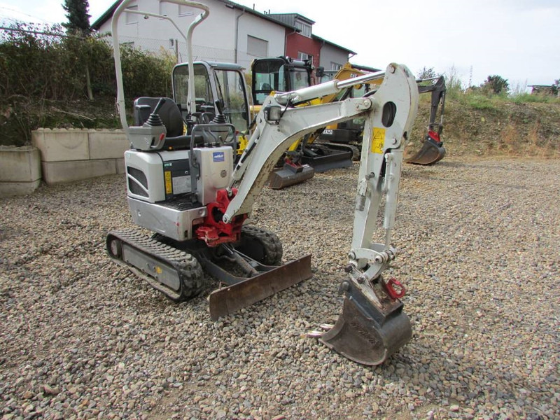 Takeuchi TB 210 R Minibagger 14.500 EUR - מיני מחפר: תמונה 3 Takeuchi TB 210 R Minibagger 14.500 EUR - מיני מחפר: תמונה 3
