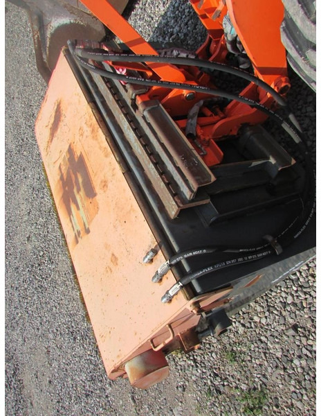 Vangaever Typ 05BB1525 Anbaukehrmaschine 1.500 EUR - מטאטא עבור מכונת בנייה: תמונה 3 Vangaever Typ 05BB1525 Anbaukehrmaschine 1.500 EUR - מטאטא עבור מכונת בנייה: תמונה 3