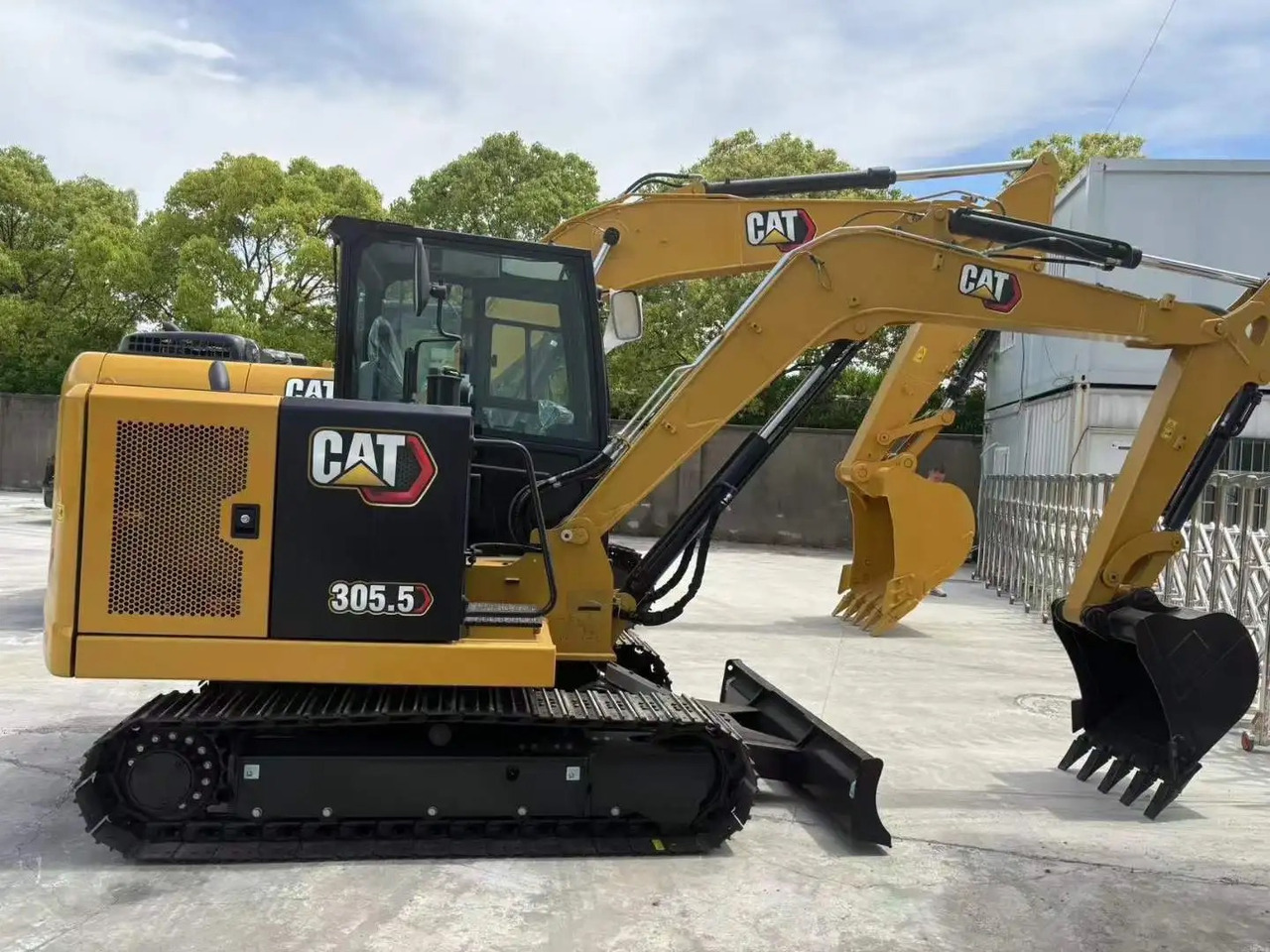 CAT 305.5E2 - מיני מחפר: תמונה 1 CAT 305.5E2 - מיני מחפר: תמונה 1