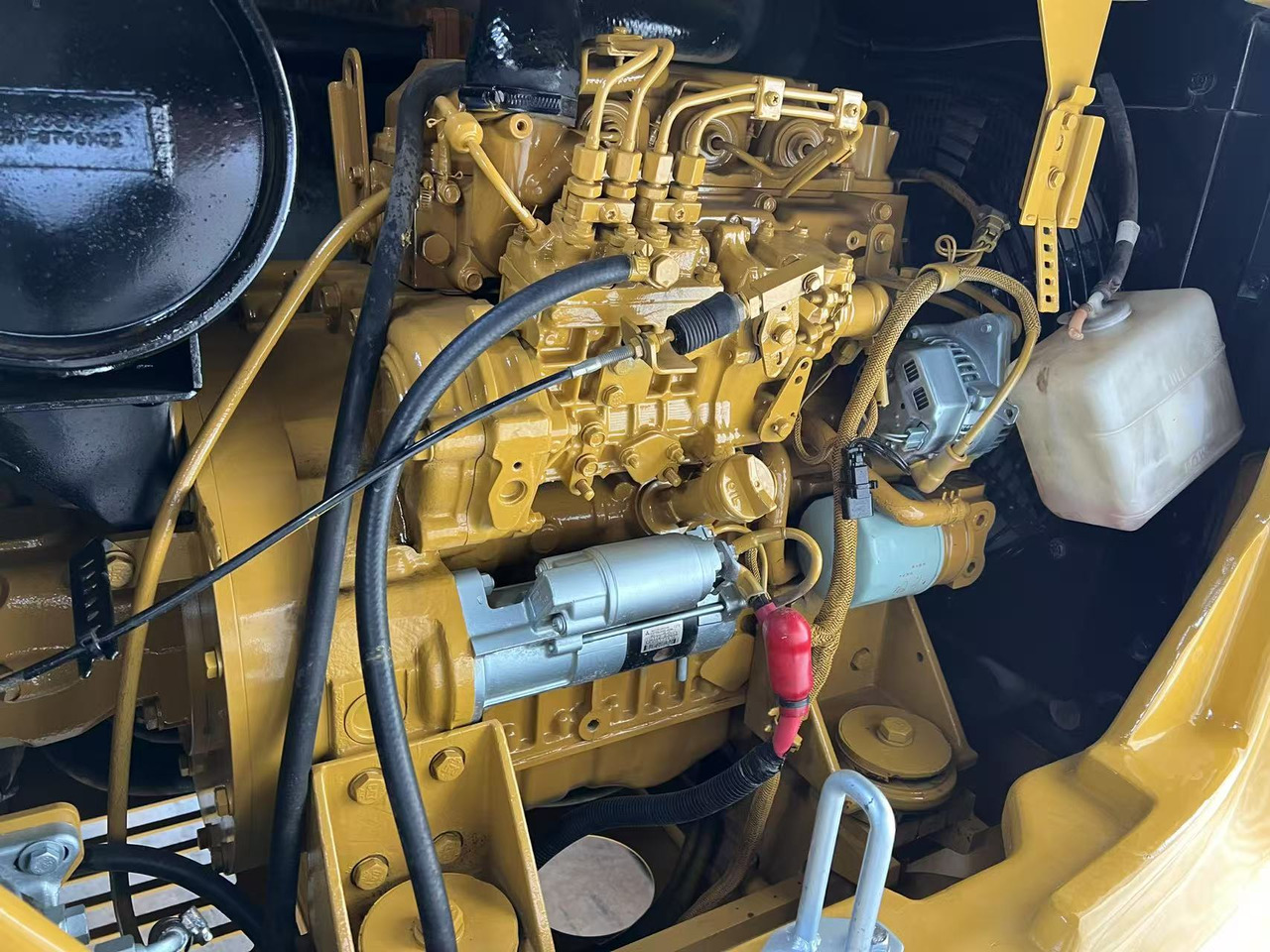 CATERPILLAR 305.5E2 - מיני מחפר: תמונה 5 CATERPILLAR 305.5E2 - מיני מחפר: תמונה 5