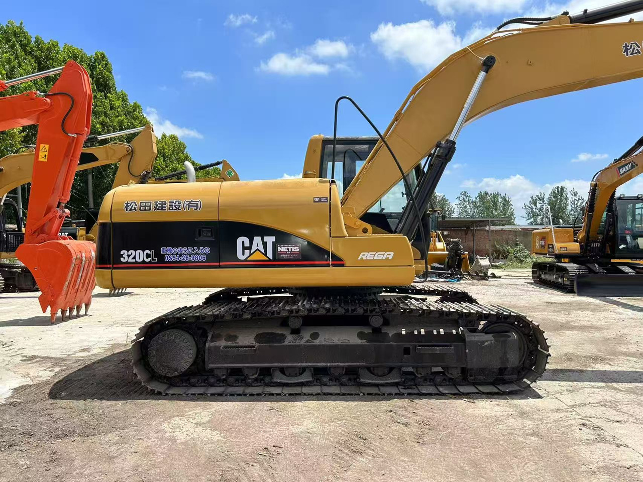 CATERPILLAR 320CL - מחפר סורק: תמונה 2 CATERPILLAR 320CL - מחפר סורק: תמונה 2