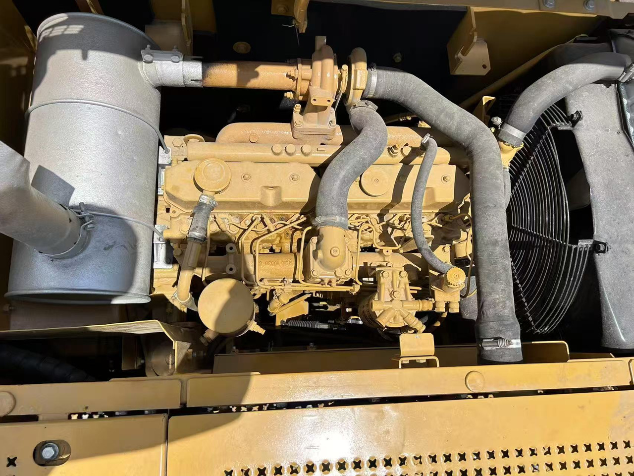 מחפר סורק CATERPILLAR 320CL: תמונה 8 מחפר סורק CATERPILLAR 320CL: תמונה 8