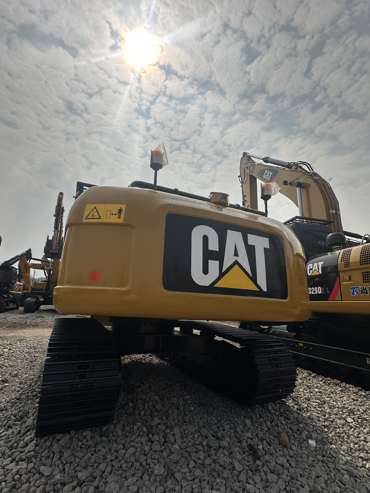 CATERPILLAR 320D2 - מחפר גלגלים: תמונה 2 CATERPILLAR 320D2 - מחפר גלגלים: תמונה 2