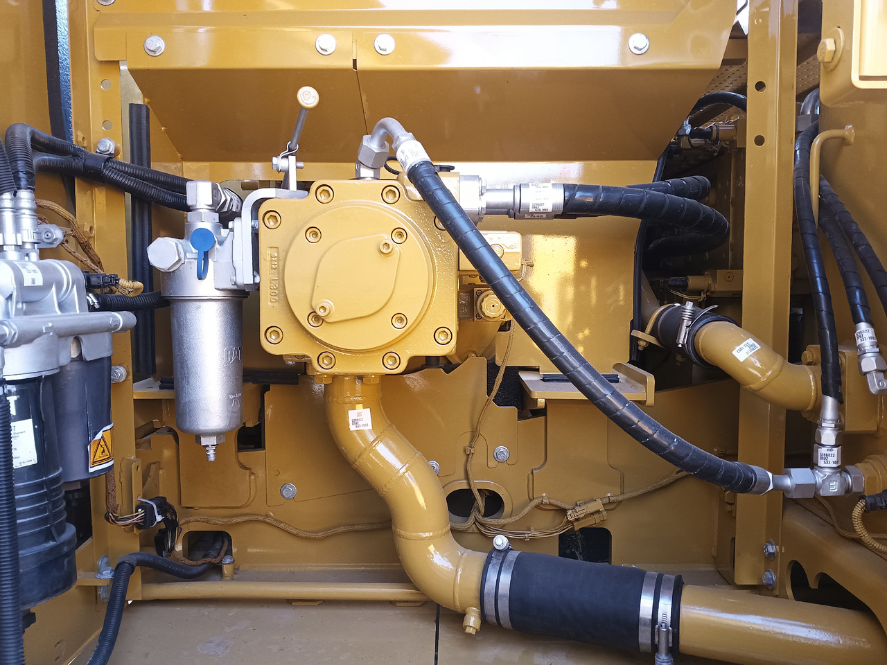 CATERPILLAR 320GC - מחפר סורק: תמונה 3 CATERPILLAR 320GC - מחפר סורק: תמונה 3