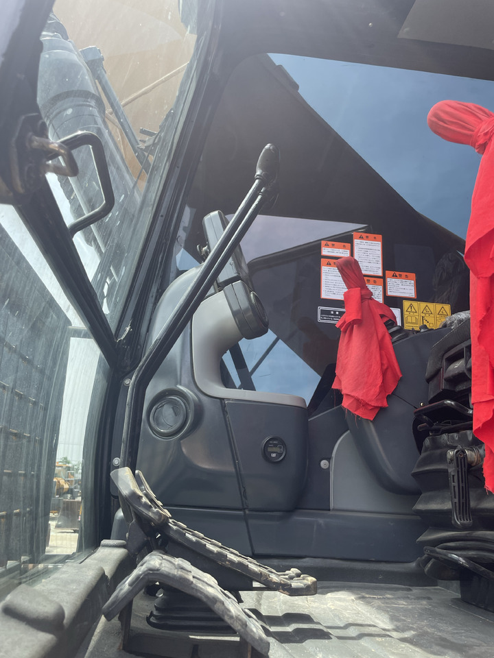 CATERPILLAR 330D2 - מחפר סורק: תמונה 4 CATERPILLAR 330D2 - מחפר סורק: תמונה 4