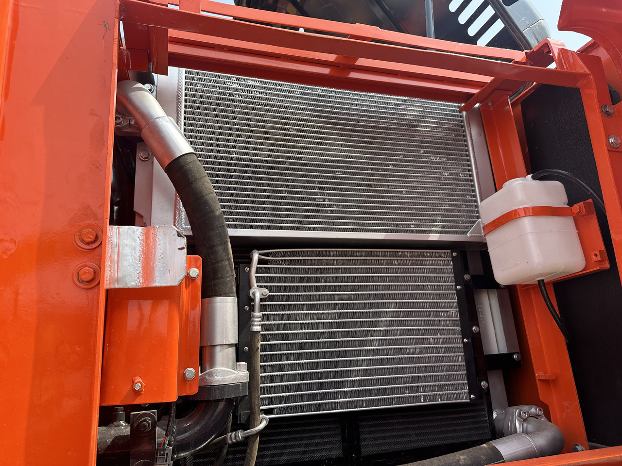 DOOSAN DX225LC-9C - מחפר סורק: תמונה 3 DOOSAN DX225LC-9C - מחפר סורק: תמונה 3
