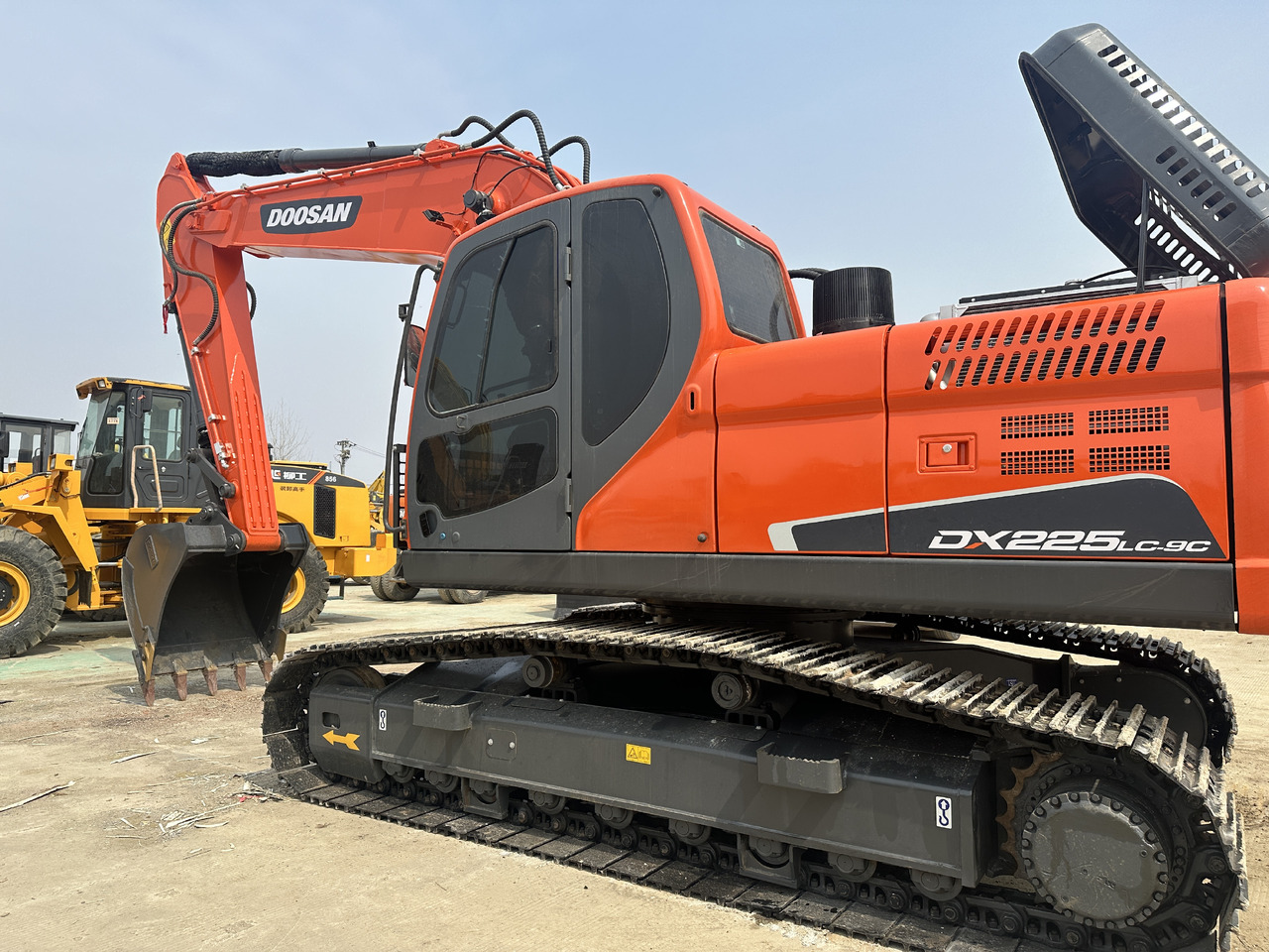 DOOSAN DX225LC-9C - מחפר סורק: תמונה 2 DOOSAN DX225LC-9C - מחפר סורק: תמונה 2