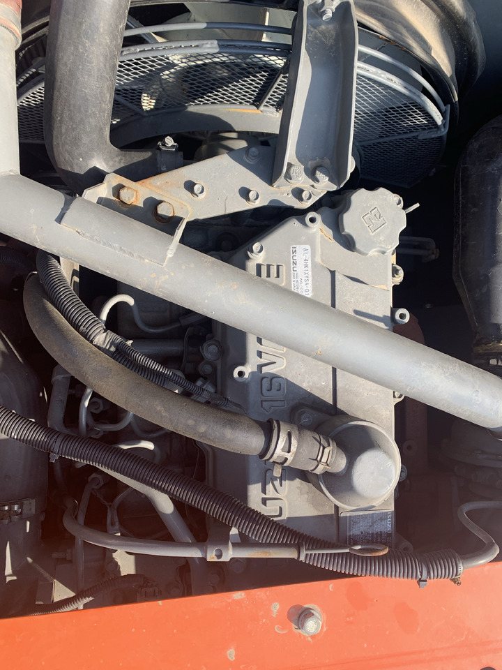 HITACHI ZX200-3 - מחפר סורק: תמונה 4 HITACHI ZX200-3 - מחפר סורק: תמונה 4