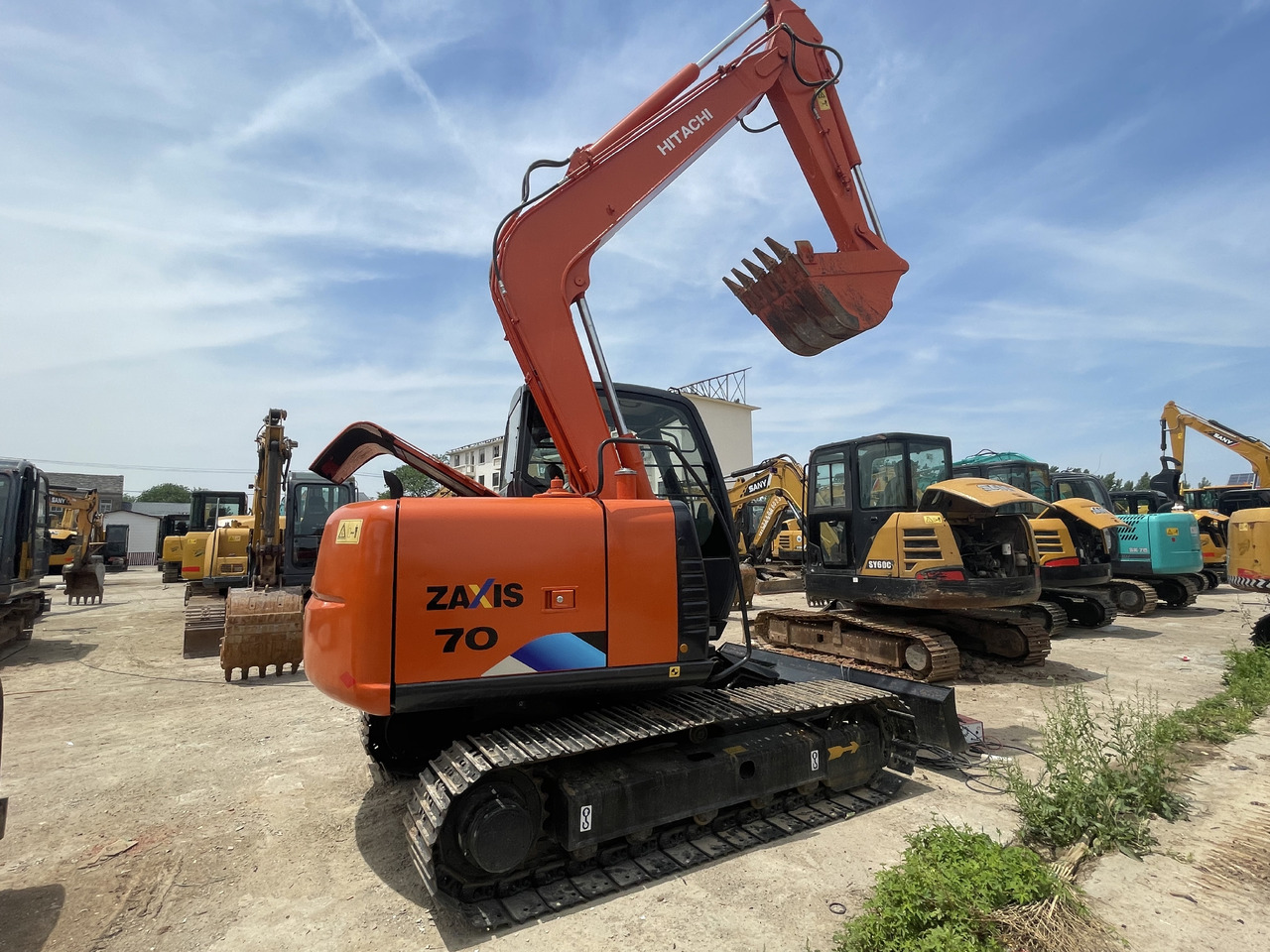 Hitachi ZX 70 - מחפר סורק: תמונה 1 Hitachi ZX 70 - מחפר סורק: תמונה 1