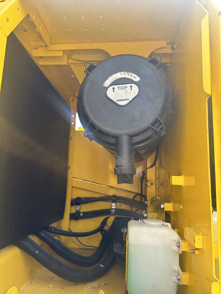 Komatsu PC 240 LC-8 - מחפר סורק: תמונה 5 Komatsu PC 240 LC-8 - מחפר סורק: תמונה 5