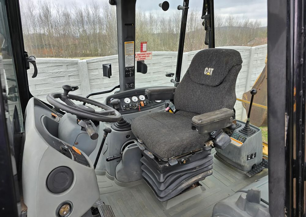 Caterpillar - מחפרון: תמונה 2 Caterpillar - מחפרון: תמונה 2