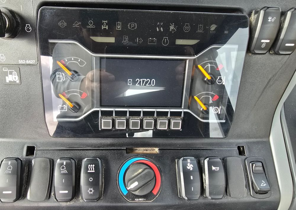 Caterpillar - מחפרון: תמונה 3 Caterpillar - מחפרון: תמונה 3