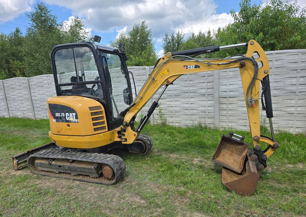 Caterpillar - מיני מחפר: תמונה 1 Caterpillar - מיני מחפר: תמונה 1