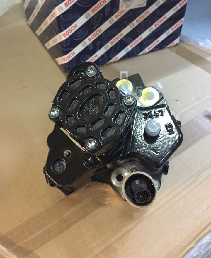 Bosch 2018 51111037846 MAN 2010-2018 truck - משאבת דלק עבור משאית: תמונה 2 Bosch 2018 51111037846 MAN 2010-2018 truck - משאבת דלק עבור משאית: תמונה 2