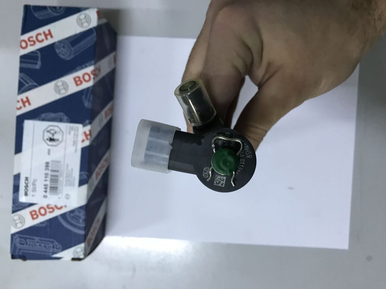 Bosch 2018 5600709499 Renault - מזרק עבור משאית: תמונה 1 Bosch 2018 5600709499 Renault - מזרק עבור משאית: תמונה 1