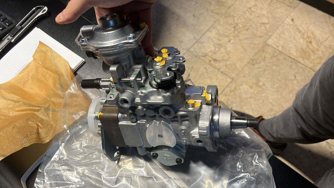 Bosch 2023 12.163 MAN 0460424150 Bosch Man - משאבת דלק עבור משאית: תמונה 1 Bosch 2023 12.163 MAN 0460424150 Bosch Man - משאבת דלק עבור משאית: תמונה 1
