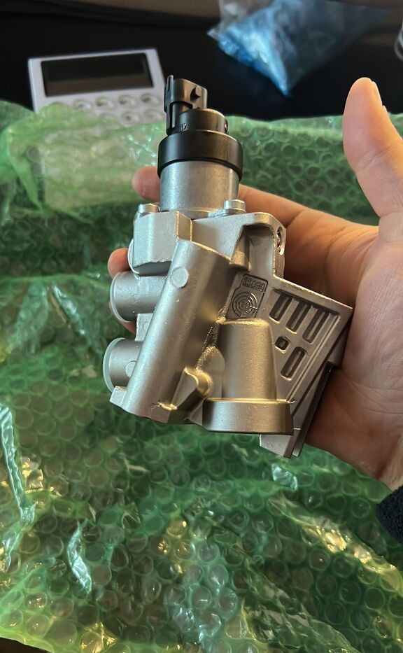 Reglatör Bosch 2010-2023 F00BC80045 Bosch 2008-2012 - מערכת דלק עבור אוטובוס: תמונה 2 Reglatör Bosch 2010-2023 F00BC80045 Bosch 2008-2012 - מערכת דלק עבור אוטובוס: תמונה 2