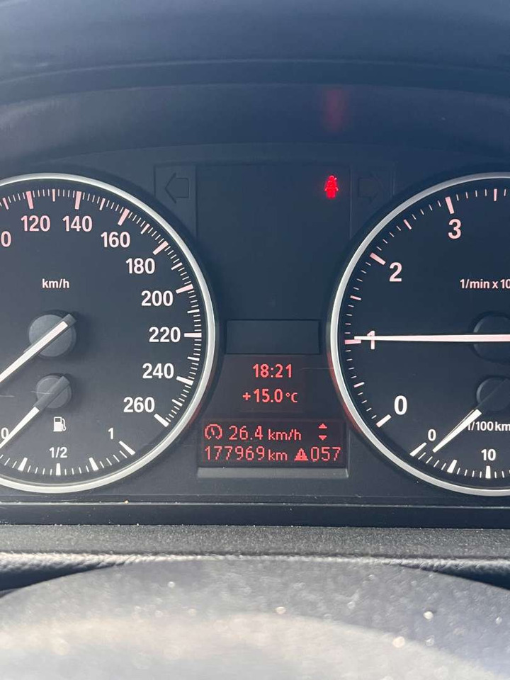 סדאן 2009 BMW 316i Facelift (se mangellapp) - rep.-objekt: תמונה 14