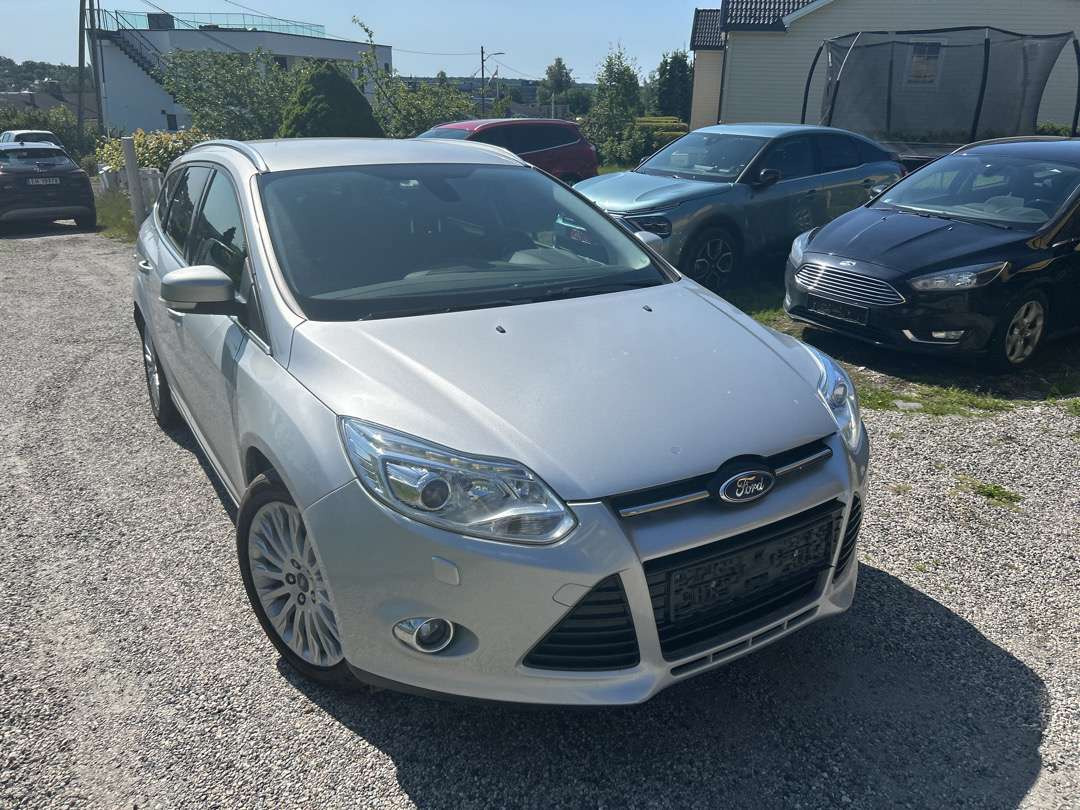 2013 PersonbilFORD FOCUS Automat diesel. - מכונית: תמונה 2 2013 PersonbilFORD FOCUS Automat diesel. - מכונית: תמונה 2