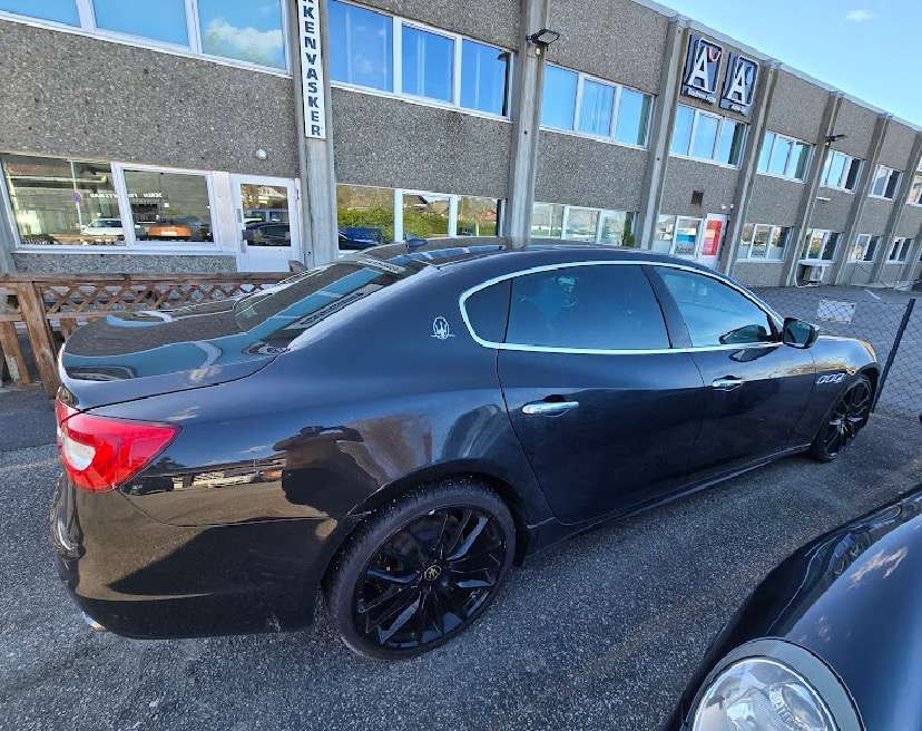 2014 Maserati Quattroporte S Q4 3.0L twin-turbo V6 // 411 hk // AWD // Automat - סדאן: תמונה 3 2014 Maserati Quattroporte S Q4 3.0L twin-turbo V6 // 411 hk // AWD // Automat - סדאן: תמונה 3