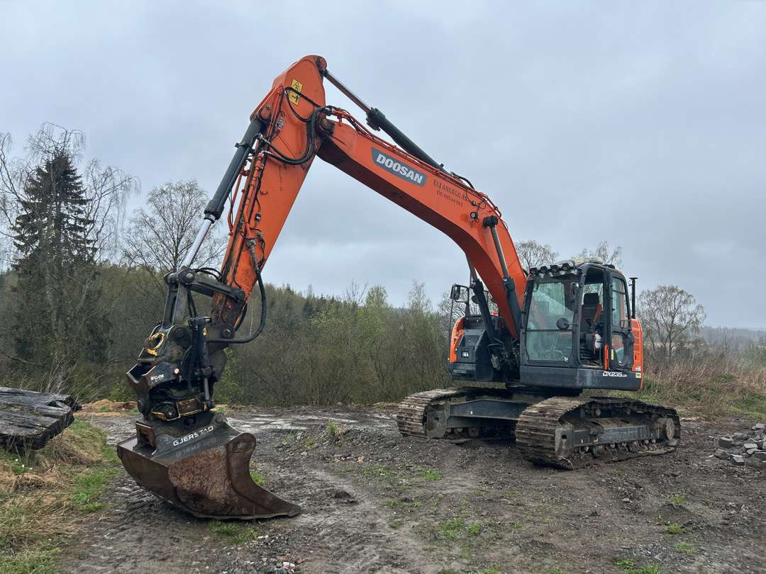 2018 Beltegraver 24 tonn Doosan DX 235LCR S 70-feste - מחפר: תמונה 1 2018 Beltegraver 24 tonn Doosan DX 235LCR S 70-feste - מחפר: תמונה 1