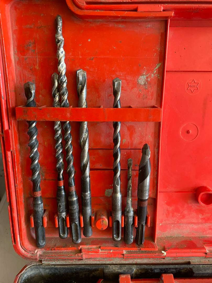 Hilti TE12 Borhammer - ציוד לסדנאות: תמונה 3 Hilti TE12 Borhammer - ציוד לסדנאות: תמונה 3