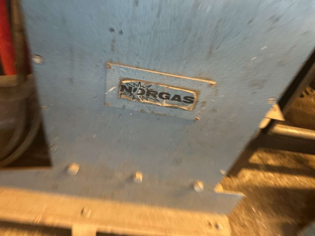 Punktsveis-maskin fra Norgas - ציוד לסדנאות: תמונה 3 Punktsveis-maskin fra Norgas - ציוד לסדנאות: תמונה 3