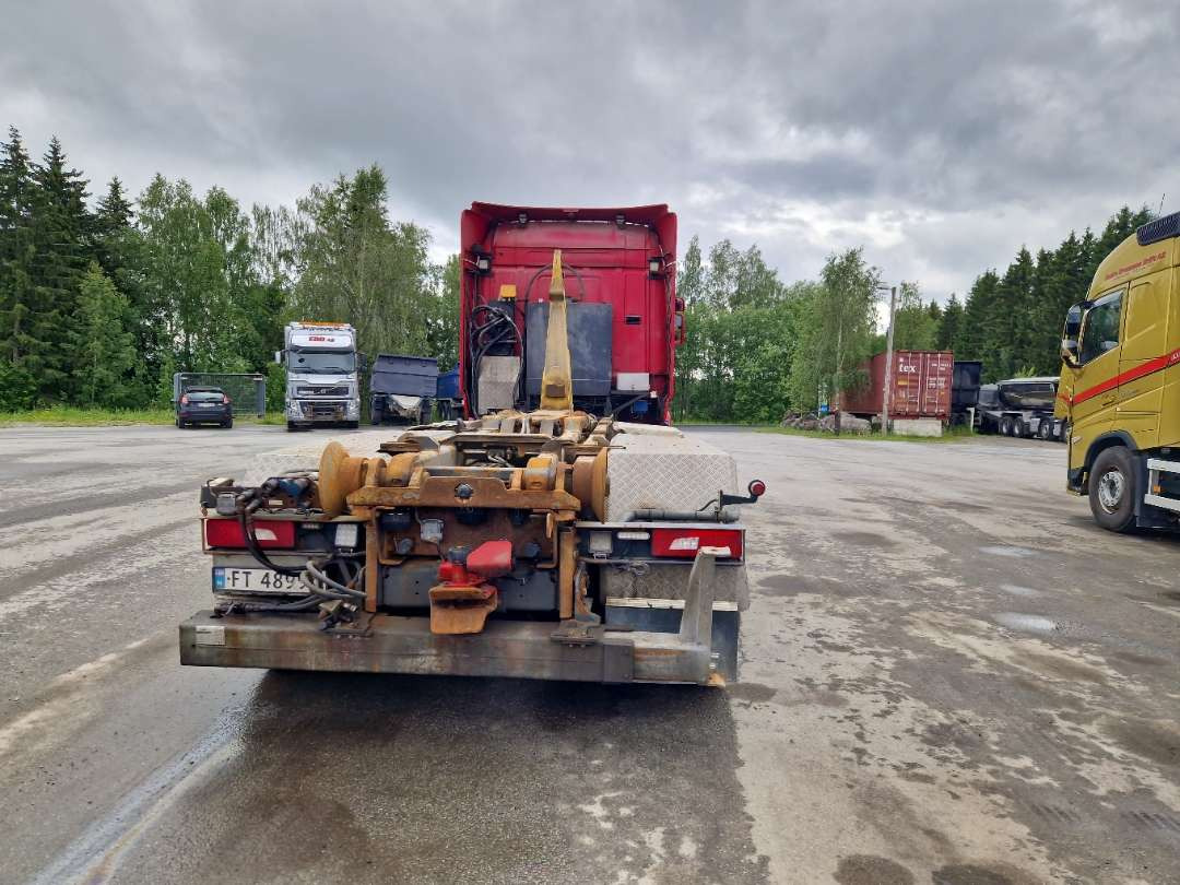Scania R580 Brøytebil med sideplog og hydraulisk saltsystem - משאית הרמת וו: תמונה 4 Scania R580 Brøytebil med sideplog og hydraulisk saltsystem - משאית הרמת וו: תמונה 4