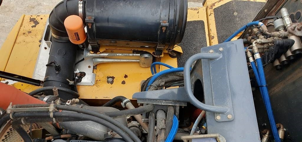 מסיר פסולת מפרקי Bell B 30 D: תמונה 12