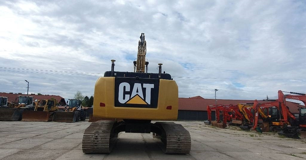 CAT 330 FLN - מחפר: תמונה 4 CAT 330 FLN - מחפר: תמונה 4
