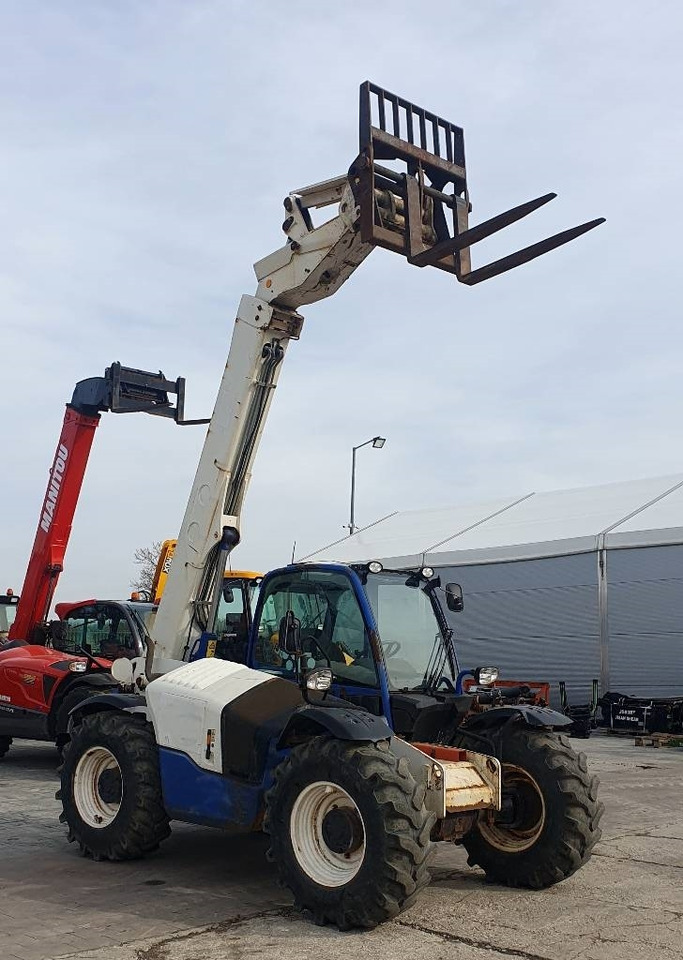 JCB 531-70 - מפעיל טלסקופי: תמונה 1 JCB 531-70 - מפעיל טלסקופי: תמונה 1