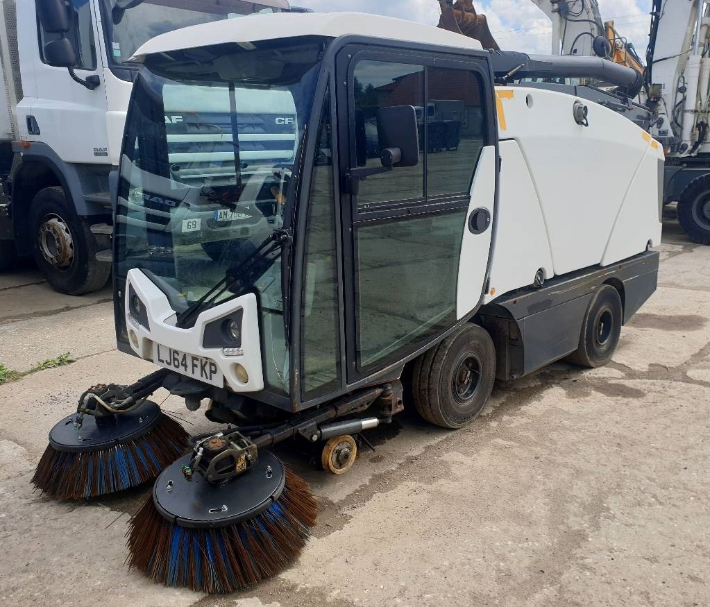 Johnston CX 201 - מטאטא כבישים: תמונה 1 Johnston CX 201 - מטאטא כבישים: תמונה 1